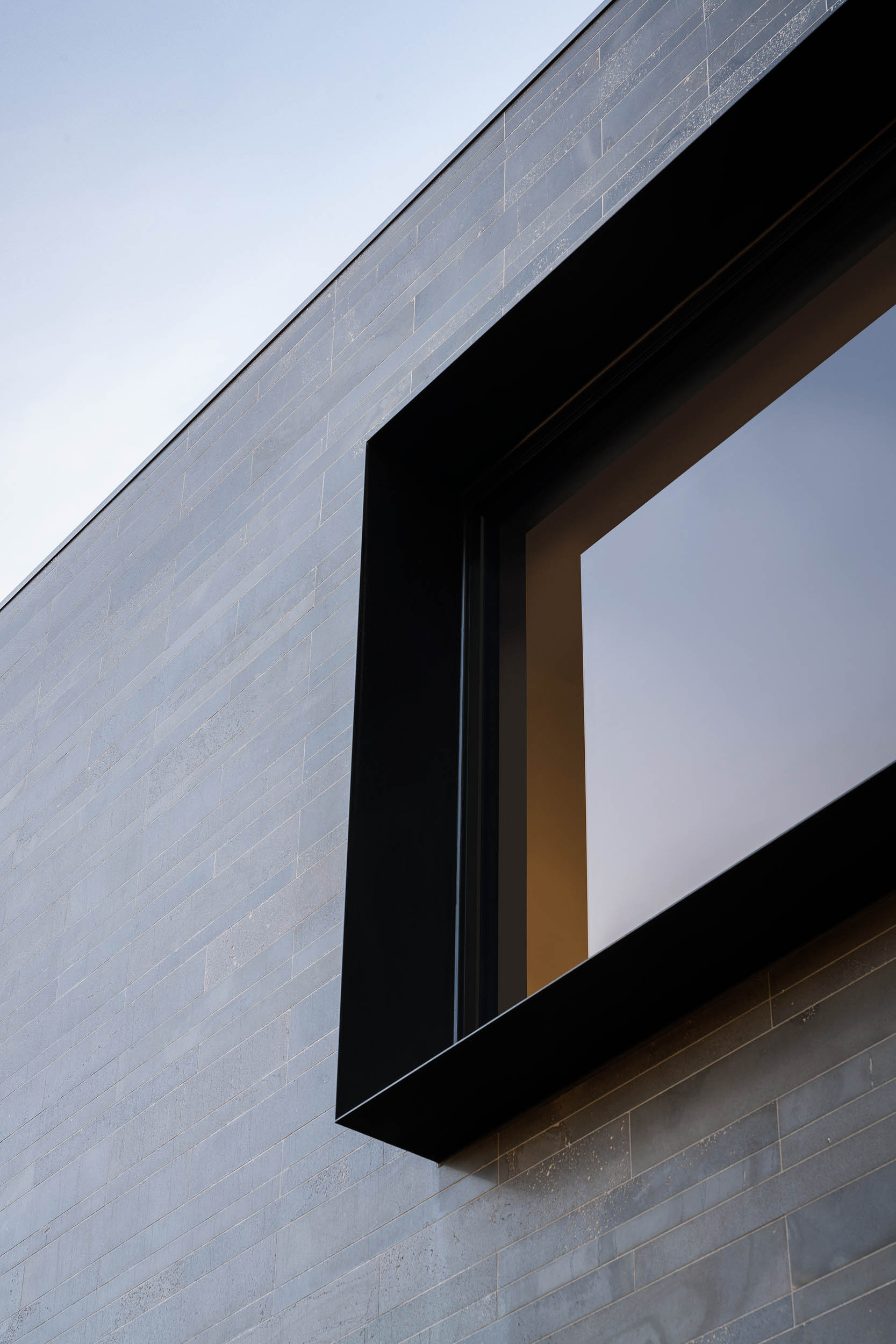front-window-detail-kew-multi-residential-development-ckairouz-architects