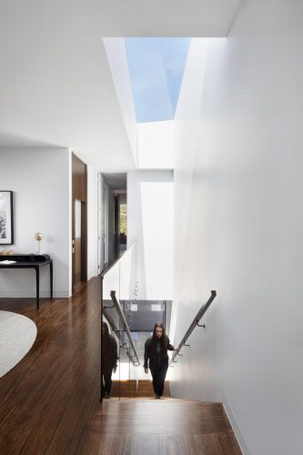 malvern-residence-houser-interior-staircase-study-lift-kairouz-architects
